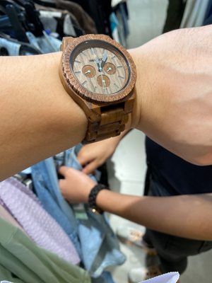 Professional watch repair shop and service center