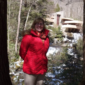 Fallingwater - Me at Fallingwater - Landmarks & Historical Buildings Near Me - Mill Run, Pennsylvania Fallingwater - Me at Fallingwater - Landmarks & Historical Buildings Near Me - Mill Run, Pennsylvania