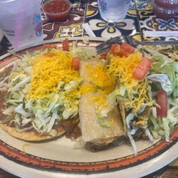 Rosa's Café & Tortilla Factory - Mexican plate