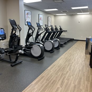 DoubleTree by Hilton Madison East - Hotels Near Me - Madison, Wisconsin