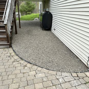 Frenette Farm - a patio and stairs - Landscaping Near Me - Loudon, New Hampshire Frenette Farm - a patio and stairs - Landscaping Near Me - Loudon, New Hampshire