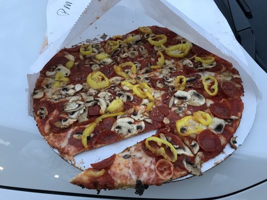 Rubinos Pizza by null