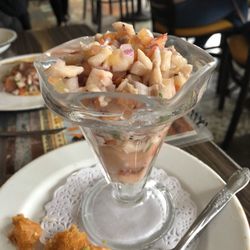 Ceviche seems pescado- yummy!