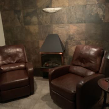 Vous Salon & Spa - Lounge room with several leather chairs - Hair Salons Near Me - Chicago, Illinois Vous Salon & Spa - Lounge room with several leather chairs - Hair Salons Near Me - Chicago, Illinois