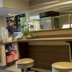 Fuentes Cafe - Counter