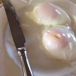 Shelleven Guest House - Poached eggs on the side of my pancakes