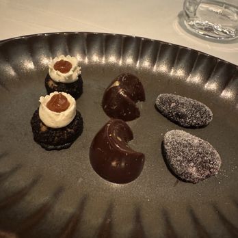 Calusso - Complimentary dessert - Bars Near Me - Fort Lauderdale, Florida Calusso - Complimentary dessert - Bars Near Me - Fort Lauderdale, Florida