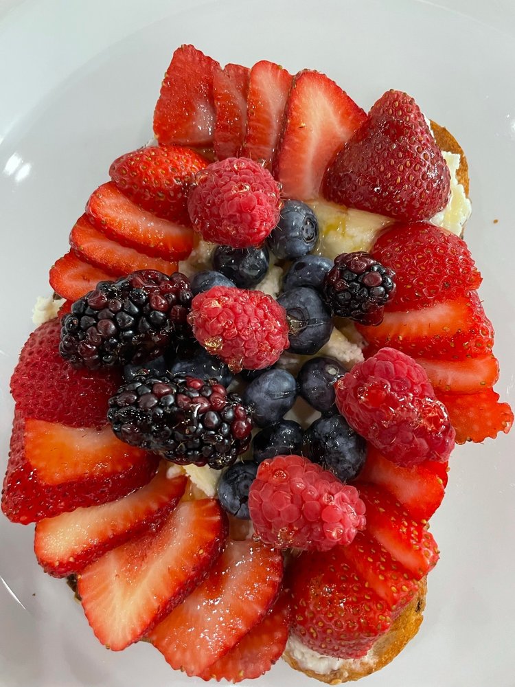 Trumbull Cafe & Grill