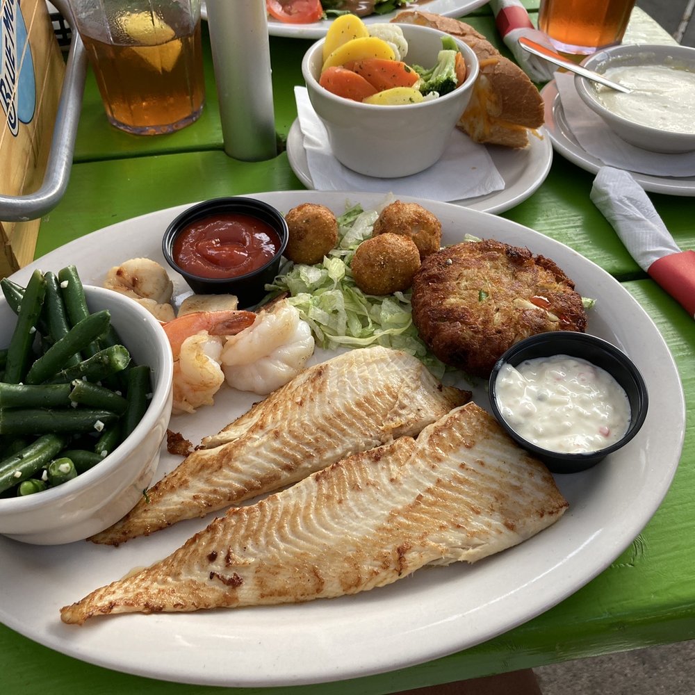 Paradise Grille - Seafood platter - American Near Me - Marietta, Georgia