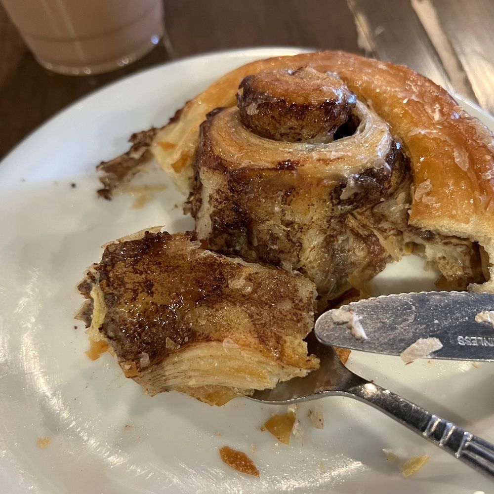 Le Coffee Shop - Breakfast & Brunch Near Me - Temecula, California