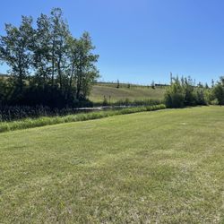 Peanut Hills Campground - Grassy area next to pond great for walking the dogs