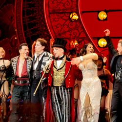 Moulin Rouge - Moulin Rouge Curtain Call