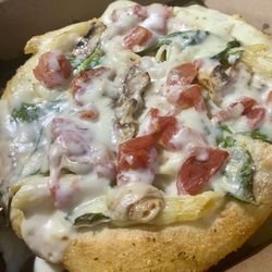 Domino's Pizza - Pasta primavera bread bowl