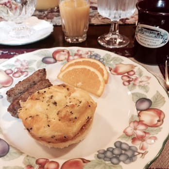 Bear's Lair - Bed & Breakfast Near Me - Gig Harbor, Washington