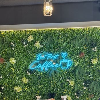 Capri Cafe - Inside decor - Coffee & Tea Near Me - San Diego, California