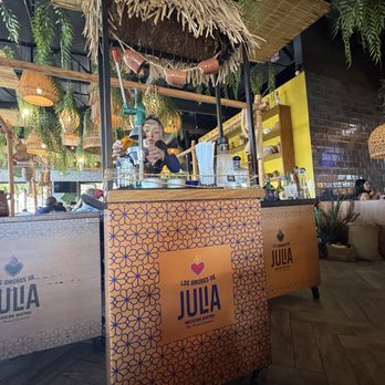 Los Amores de Julia - Mexican Near Me - Pico Rivera, California