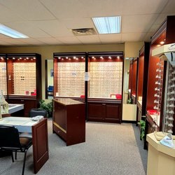 McFadyen Family Eyecare - Optical center
