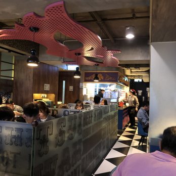 翠華餐廳 - Hong Kong Style Cafe Near Me - Hong Kong, HK 翠華餐廳 - Hong Kong Style Cafe Near Me - Hong Kong, HK