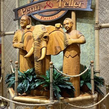 Penn & Teller - Magicians Near Me - Las Vegas, Nevada Penn & Teller - Magicians Near Me - Las Vegas, Nevada