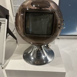 MZTV Museum of Television - A Pop Art era tv - made to look "space age".