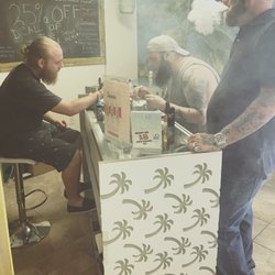 Nauti Vapes