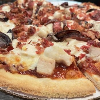 Giordano's - Pizza Near Me - Westchester, Illinois