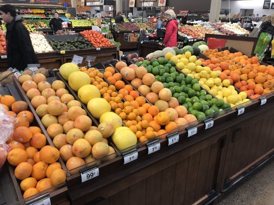 Fred Meyer by null