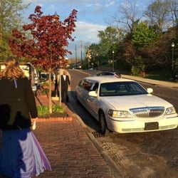 Blue Diamond - Limo picking up girls at Gandy Dancer!