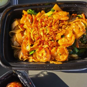 Thai Fire Lime - pad see ew - Thai Near Me - San Antonio, Texas