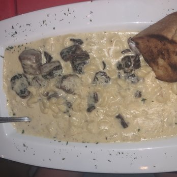 Hessen Haus - BBQ Brisket Mac & Cheese - German Near Me - Des Moines, Iowa