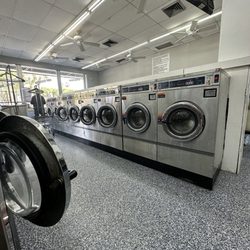 Versailles Coin Laundry - Washers