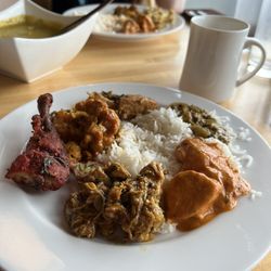 Pind Indian Cuisine - Lunch... sooooo delicious