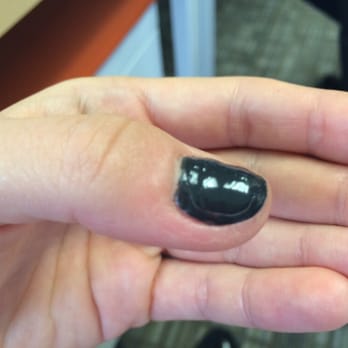 InStyle Salon - Top coat clearly not applied on my entire nail. Or at least not anywhere near the edges. - Nail Salons Near Me - San Mateo, California