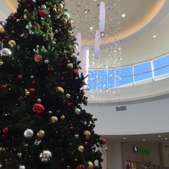Tanger Outlets- Foxwoods - Outlet Stores Near Me - Mashantucket, Connecticut