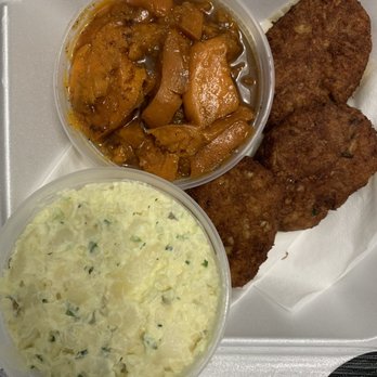 Crockett's Fish Fry - Crab cakes, candied yams and potato salad - Seafood Near Me - Montclair, New Jersey