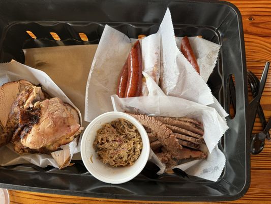 Rudy's "Country Store" and Bar-B-Q by null