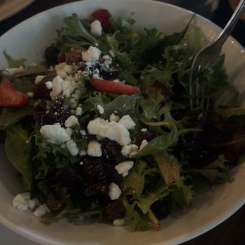 Viewhouse - Centennial - Nuts and Berries Salad - American Near Me - Centennial, Colorado Viewhouse - Centennial - Nuts and Berries Salad - American Near Me - Centennial, Colorado