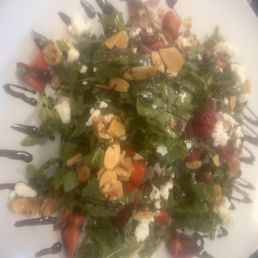 Yummy Strawberry arugula salad