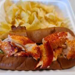 Sena Cafe - Great lobster rolls! The chips are really good too.