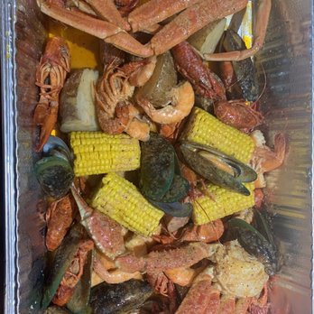 Big Crab - BC combo 4 platter - Seafood Near Me - Jacksonville, Florida