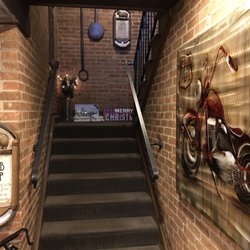 Golden Lamb Gift Shop