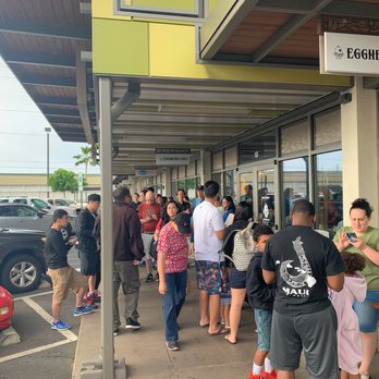 Egghead Cafe - It's only 857am and a crowd of people waiting to dine. - Coffee & Tea Near Me - Honolulu, Hawaii Egghead Cafe - It's only 857am and a crowd of people waiting to dine. - Coffee & Tea Near Me - Honolulu, Hawaii
