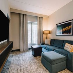 Guest room
