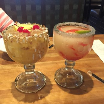 Cheddar's Scratch Kitchen - Two margaritas - I do appreciate the size and price of their drinks. - Comfort Food Near Me - Cincinnati, Ohio