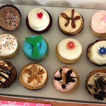 Georgetown Cupcake - Cupcakes Near Me - Washington, DC, District of Columbia