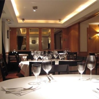 Vinya Rosa Argentina - Salón Comedor principal Vinya Rosa - Argentine Near Me - Barcelona, B Vinya Rosa Argentina - Salón Comedor principal Vinya Rosa - Argentine Near Me - Barcelona, B