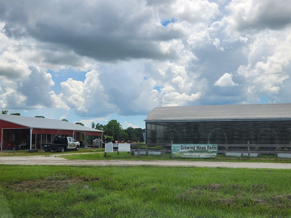 PALM CITY FARMS PRODUCE & MARKET Updated September 2024 18 Photos