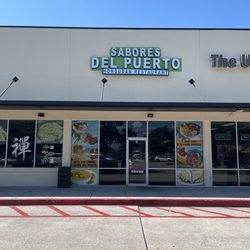Sabores Del Puerto - Storefront