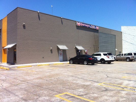 Barney's Police Supplies of Metairie by null