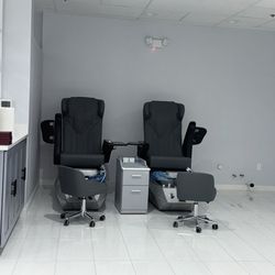 McDonogh Nail & Spa - Pedicure stations